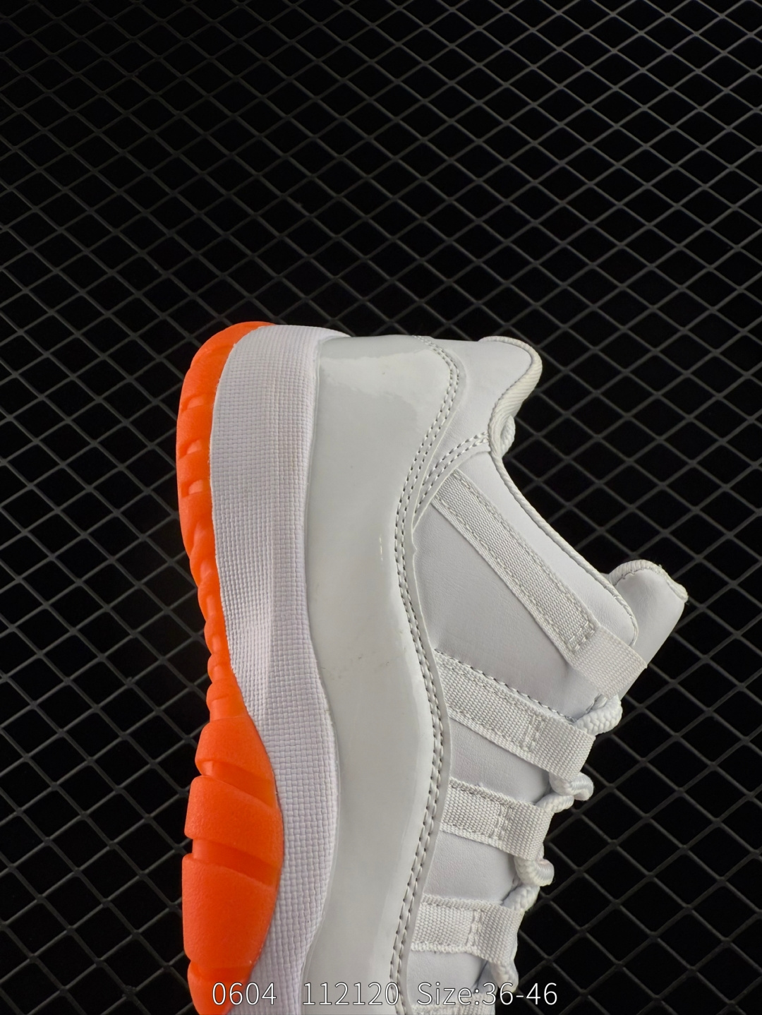 Nike Air Jordan 11 Retro Low”Concord“